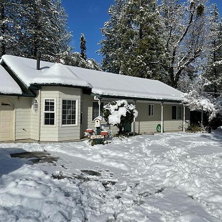 Acorn House - Charming House In Green Heaven With Pool Table With Lovely Backyard Oakhurst Εξωτερικό φωτογραφία
