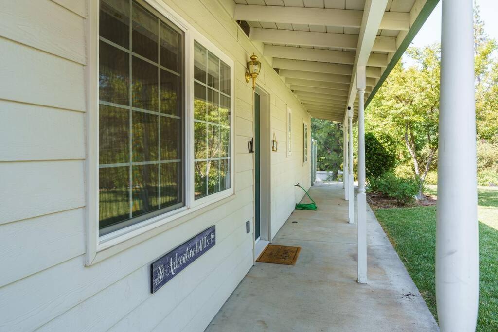 Acorn House - Charming House In Green Heaven With Pool Table With Lovely Backyard Oakhurst Εξωτερικό φωτογραφία