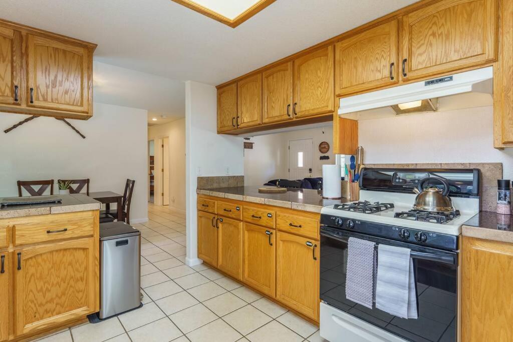 Acorn House - Charming House In Green Heaven With Pool Table With Lovely Backyard Oakhurst Εξωτερικό φωτογραφία