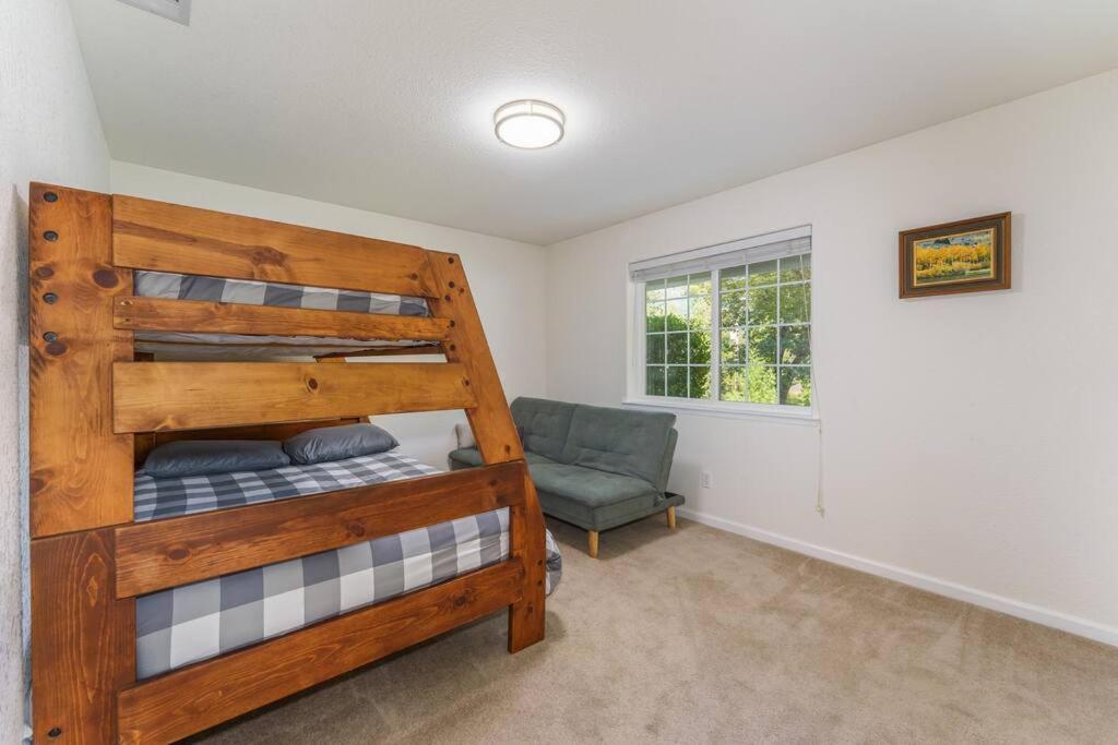 Acorn House - Charming House In Green Heaven With Pool Table With Lovely Backyard Oakhurst Εξωτερικό φωτογραφία