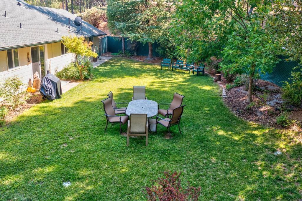 Acorn House - Charming House In Green Heaven With Pool Table With Lovely Backyard Oakhurst Εξωτερικό φωτογραφία