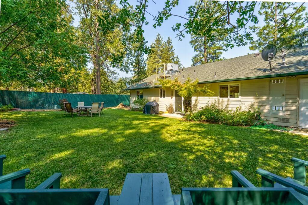 Acorn House - Charming House In Green Heaven With Pool Table With Lovely Backyard Oakhurst Εξωτερικό φωτογραφία