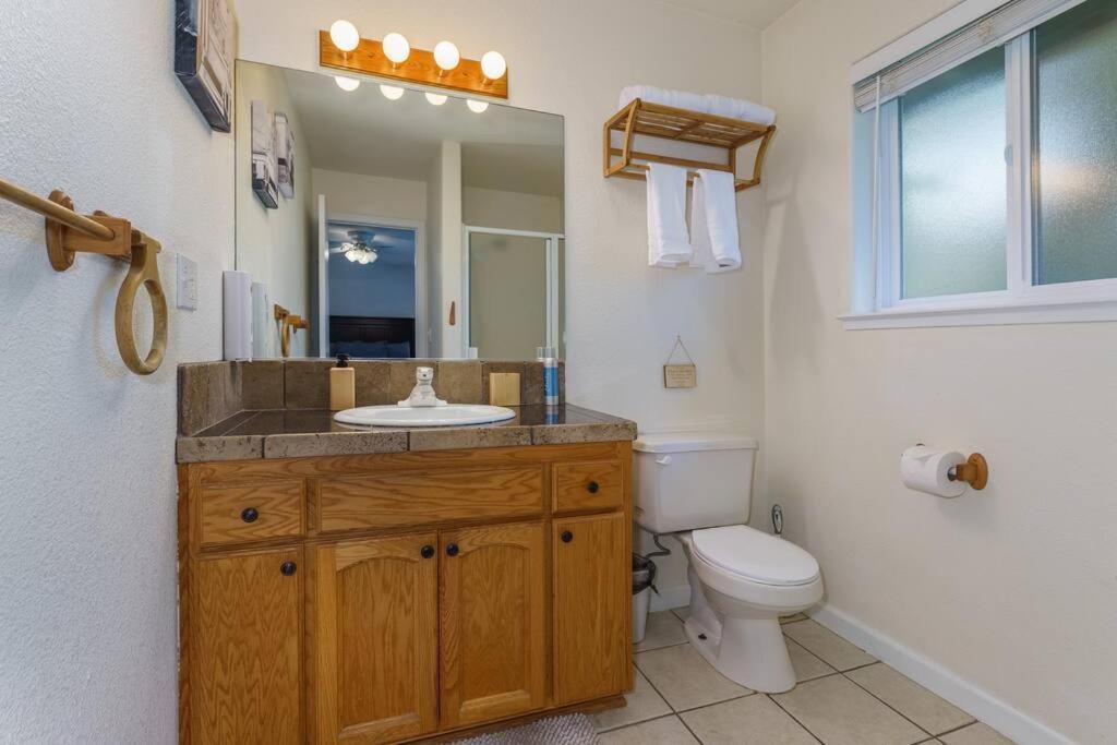 Acorn House - Charming House In Green Heaven With Pool Table With Lovely Backyard Oakhurst Εξωτερικό φωτογραφία